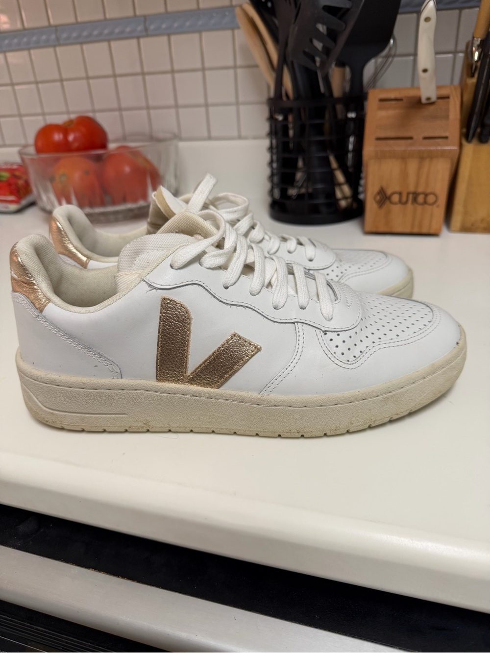 Veja size 40